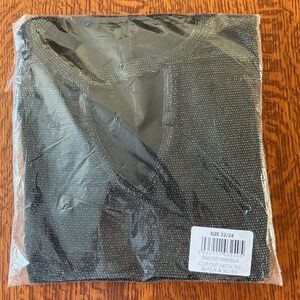 Black tunic gittery shirt size 18-20